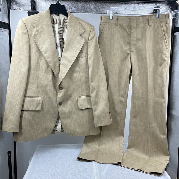 Vintage 70’s Johnny Carson Beige Tan Two Piece Suit Measurements